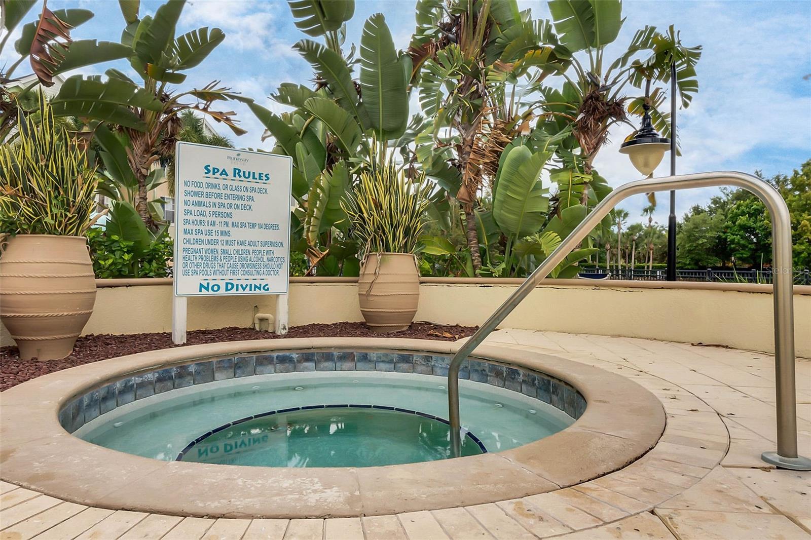 RUNAWAY BEACH CLUB CONDO - Residential