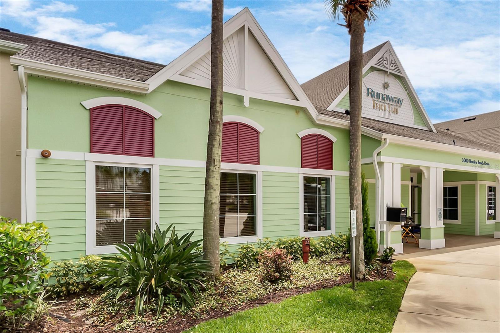 RUNAWAY BEACH CLUB CONDO - Residential