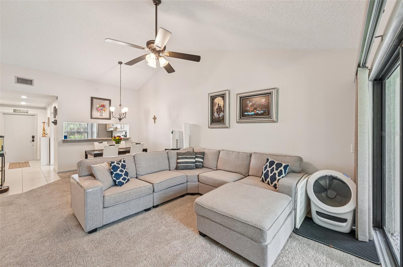 4735 WINSLOW BEACON 14