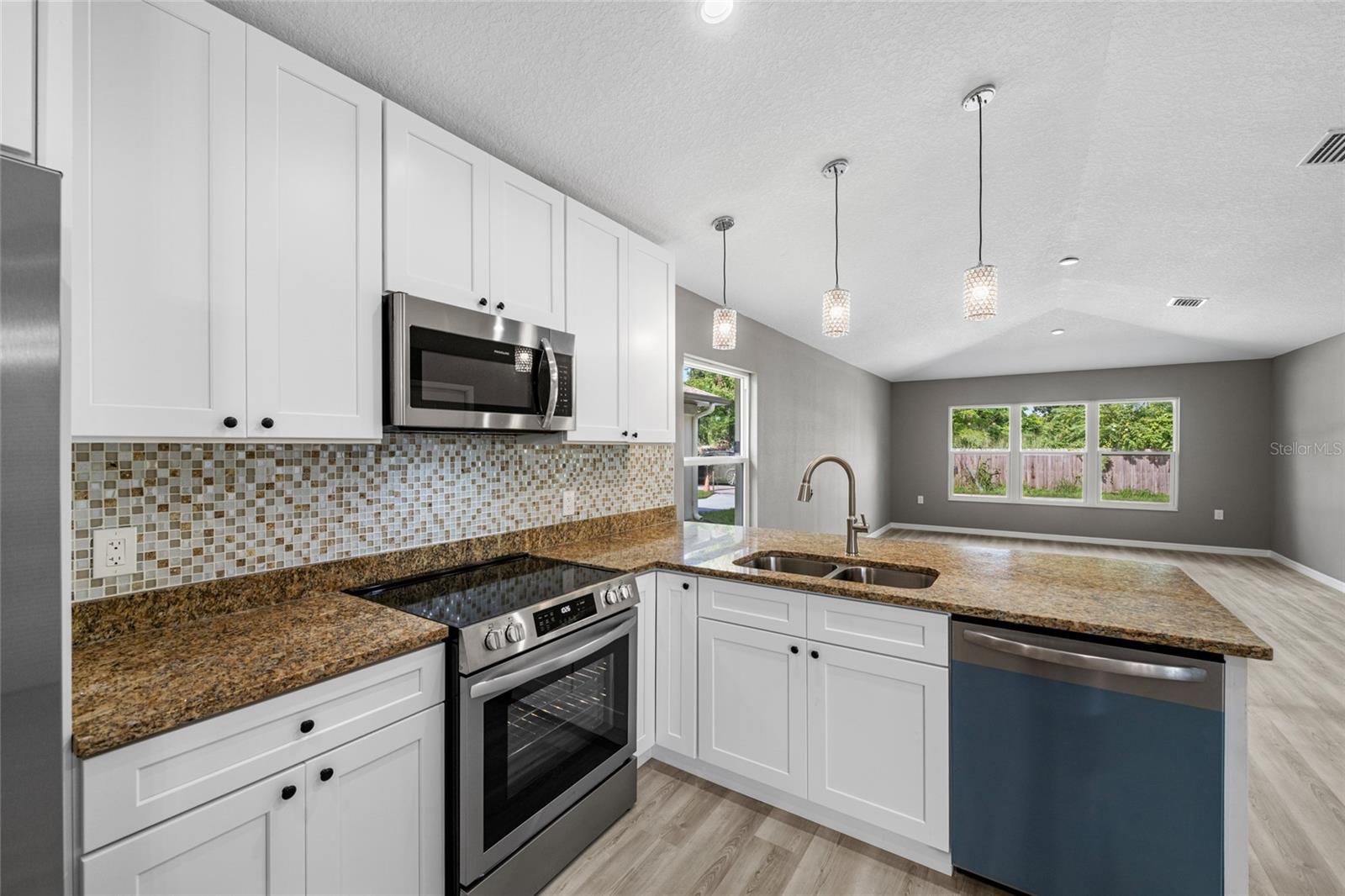 BEVERLY TERRACE - Residential