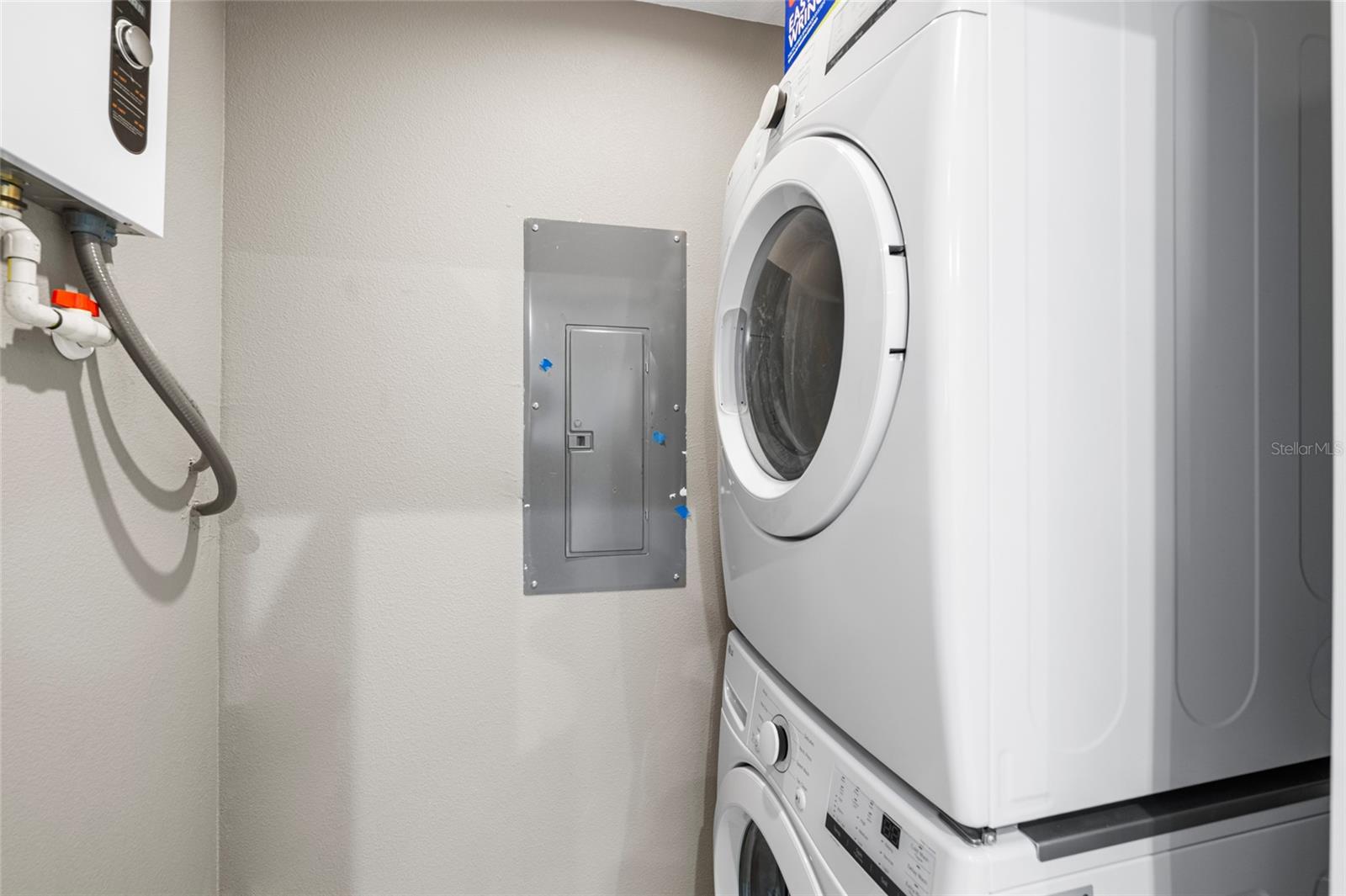 BEVERLY TERRACE - Residential