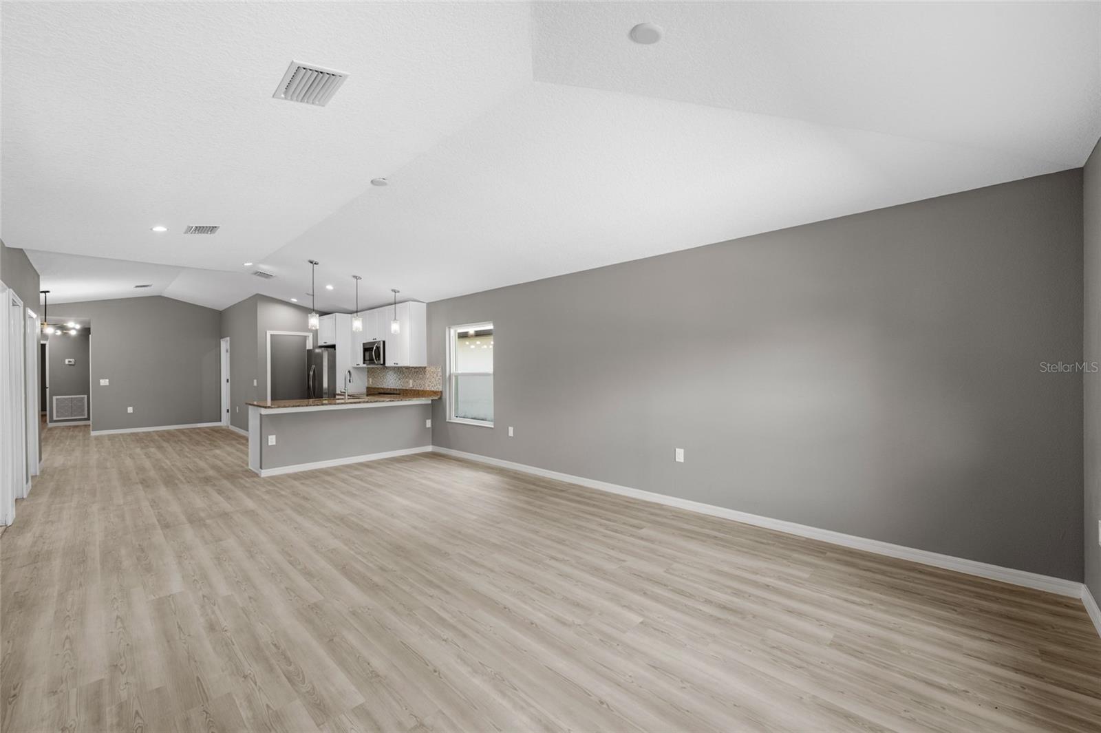 BEVERLY TERRACE - Residential