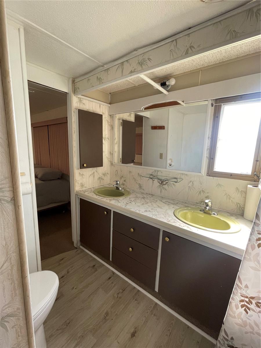 JET MOBILE HOME PARK SEC ONE CO-OP - Residential