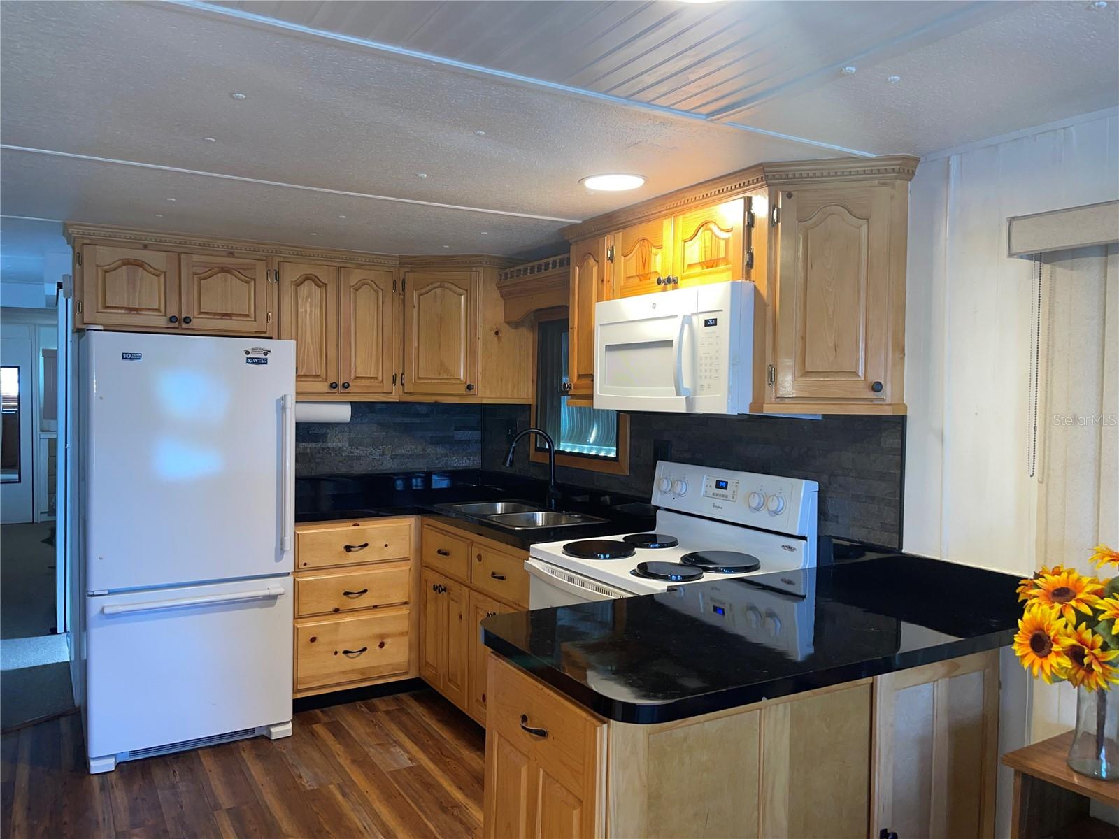 JET MOBILE HOME PARK SEC ONE CO-OP - Residential