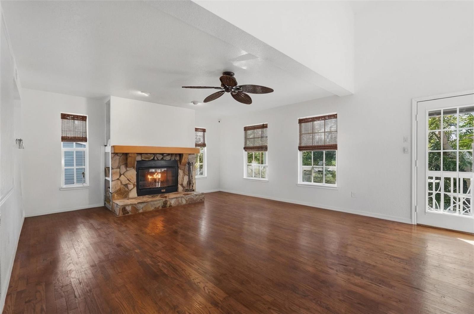 SUNSET HILLS REP - Residential