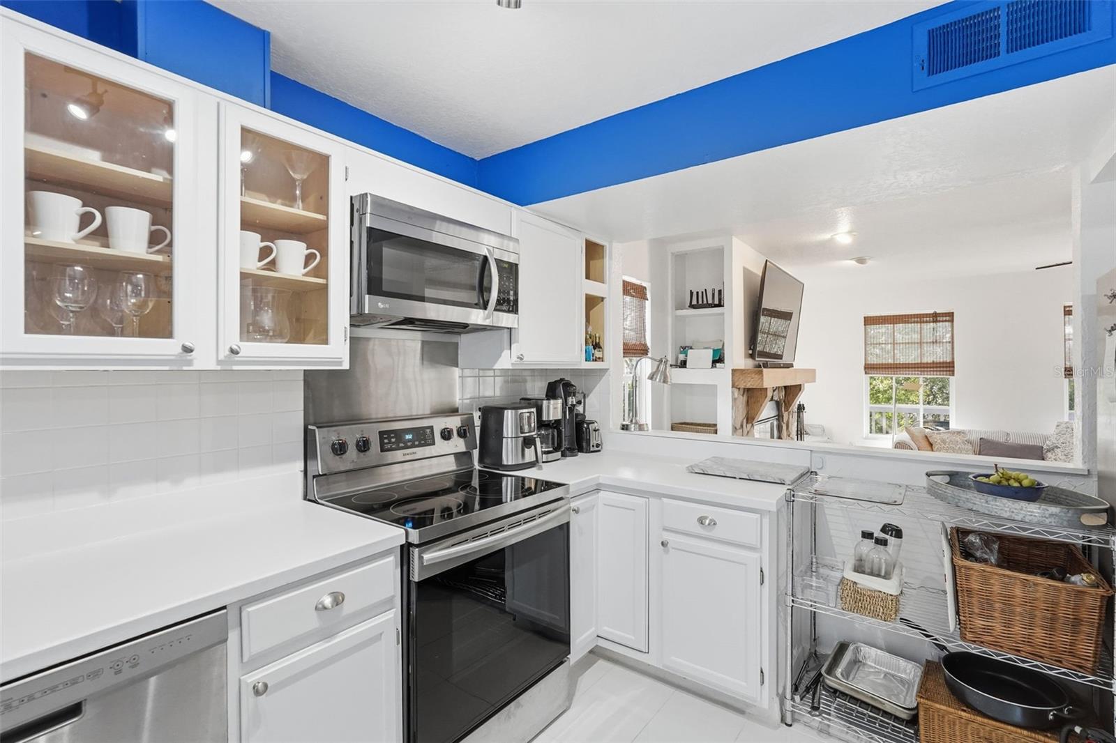 SUNSET HILLS REP - Residential