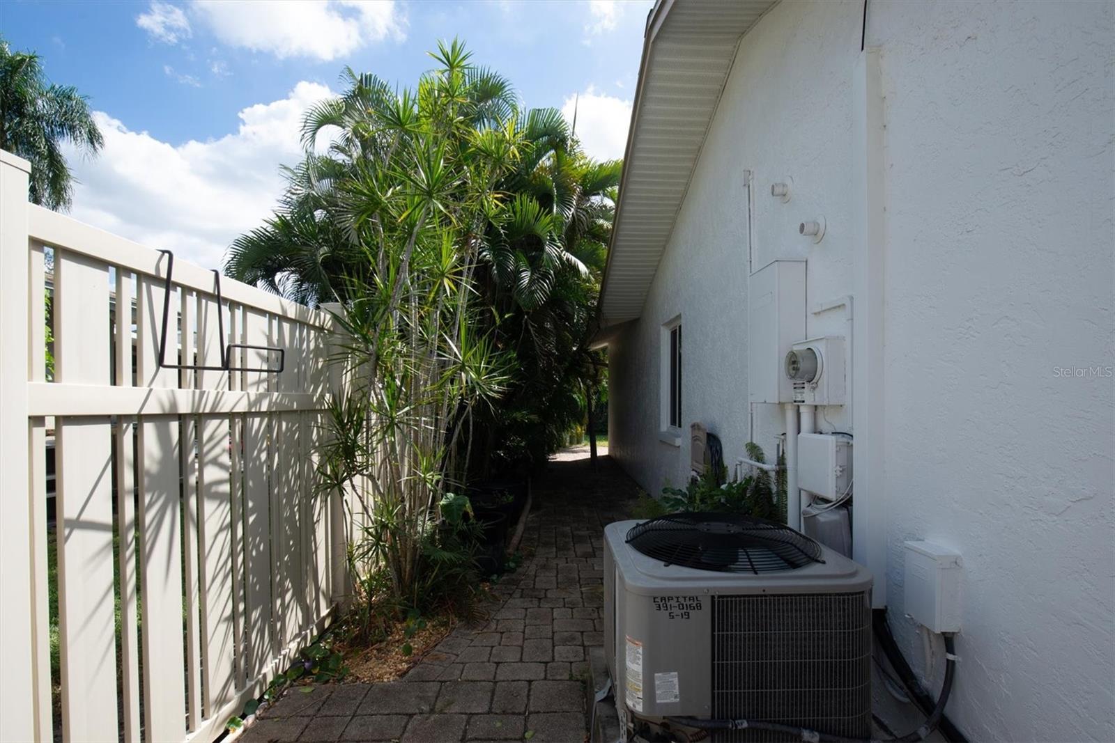 BAY PINES LAKES PH 1 - Residential