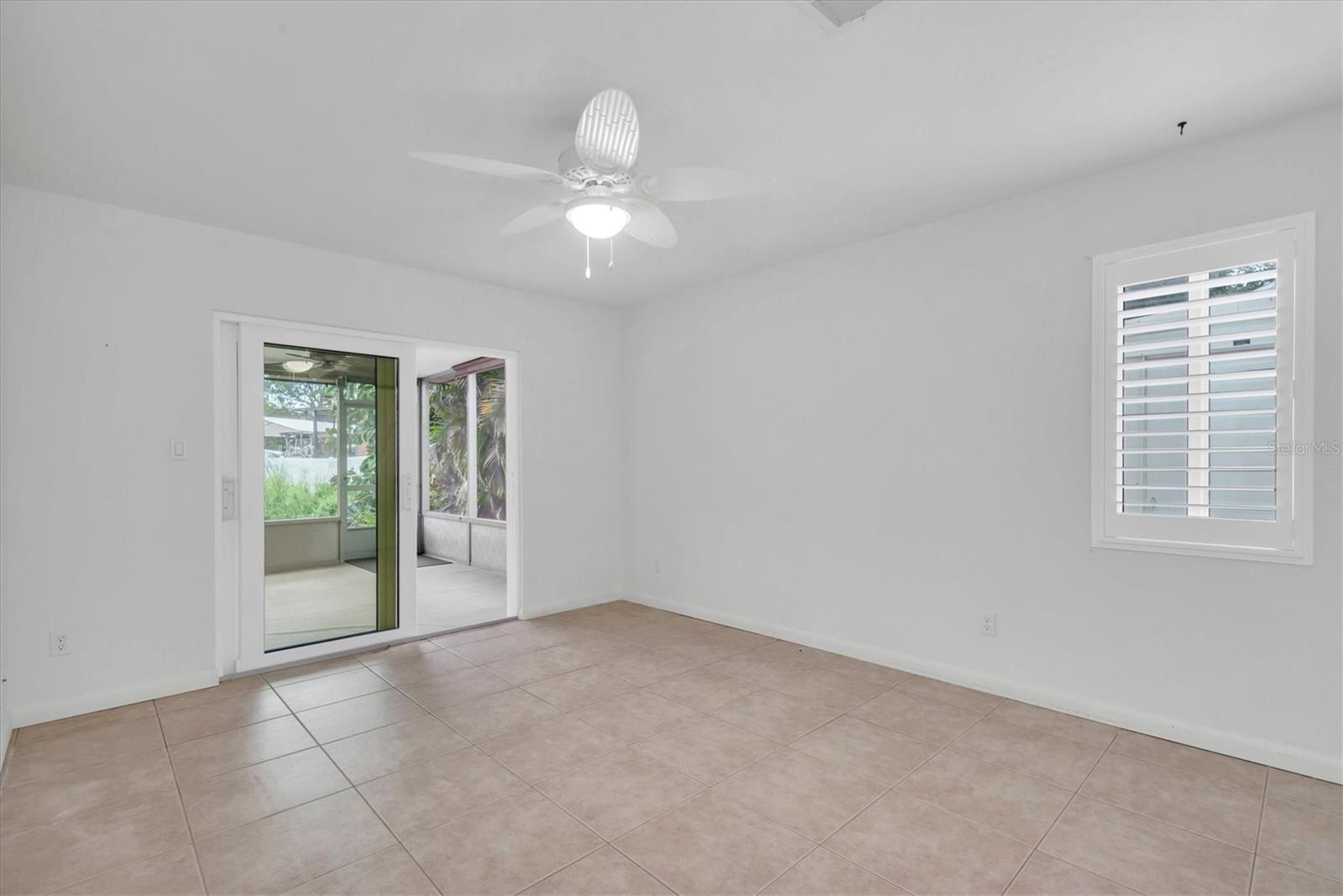 BAY PINES LAKES PH 1 - Residential