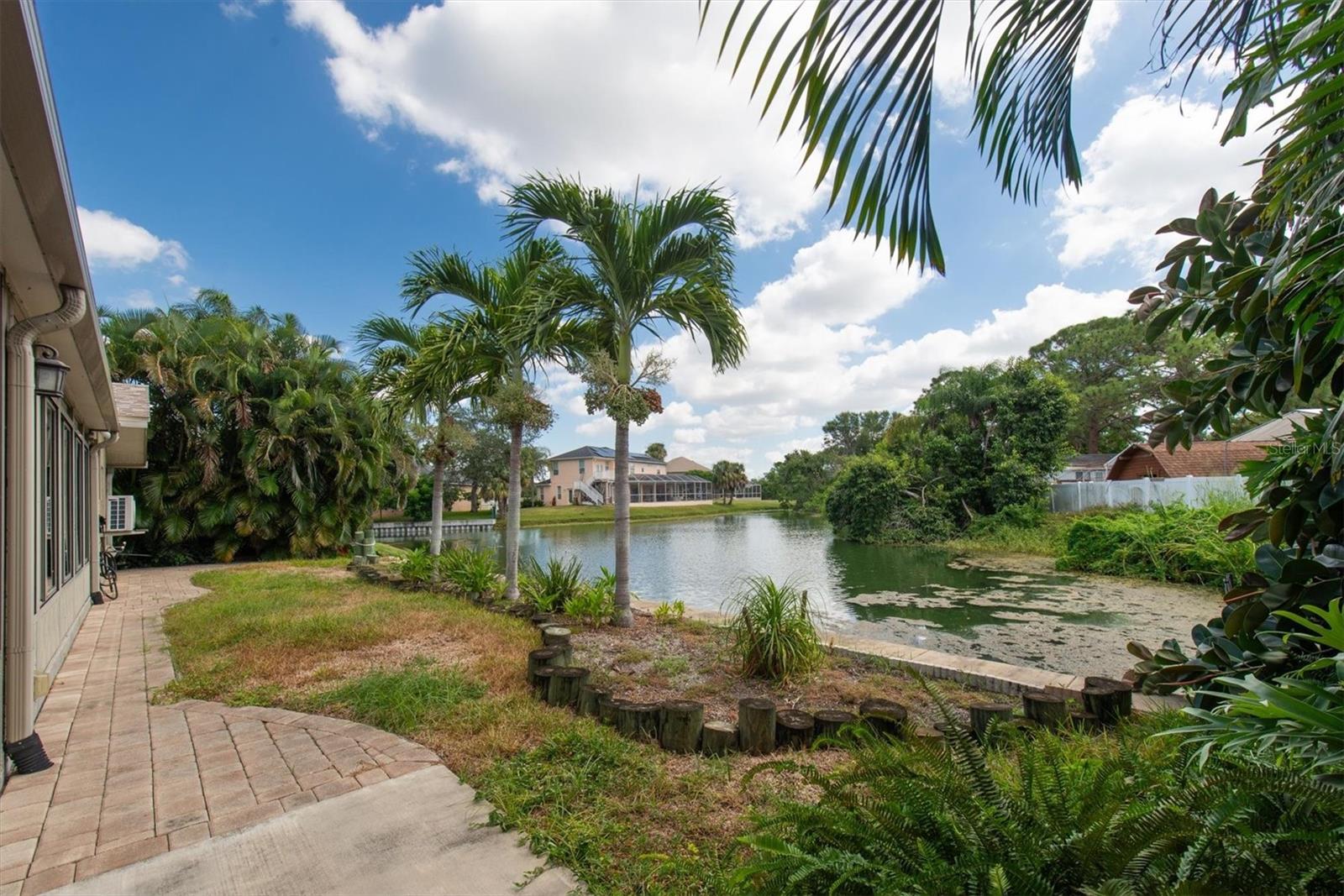 BAY PINES LAKES PH 1 - Residential