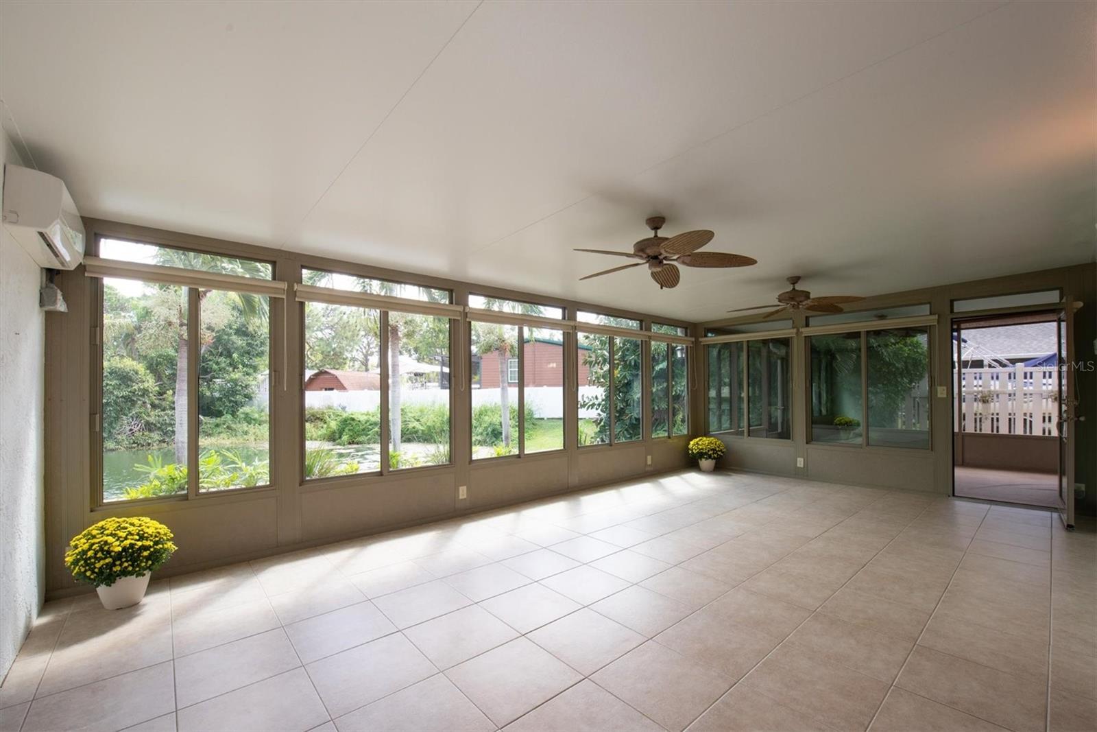 BAY PINES LAKES PH 1 - Residential