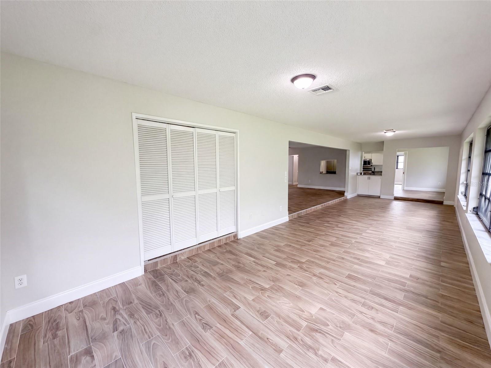 15 SHUMARD COURT E