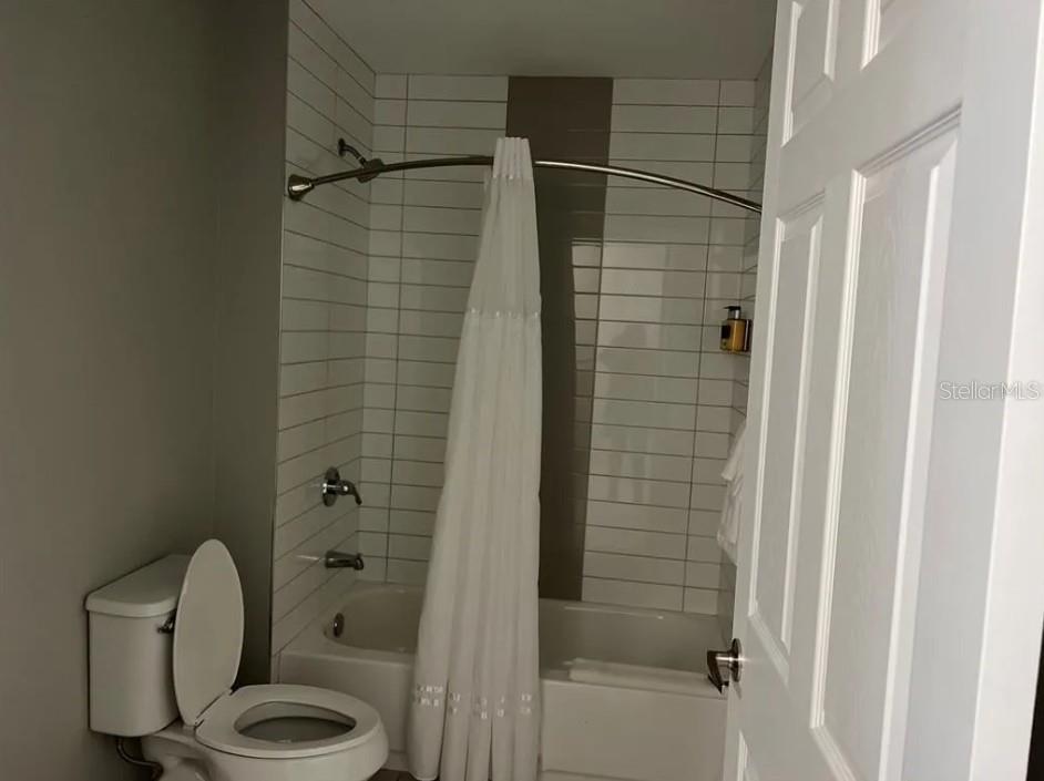 GROVE RESORT AND SPA HOTEL CONDOMINIUM 1 - Residential