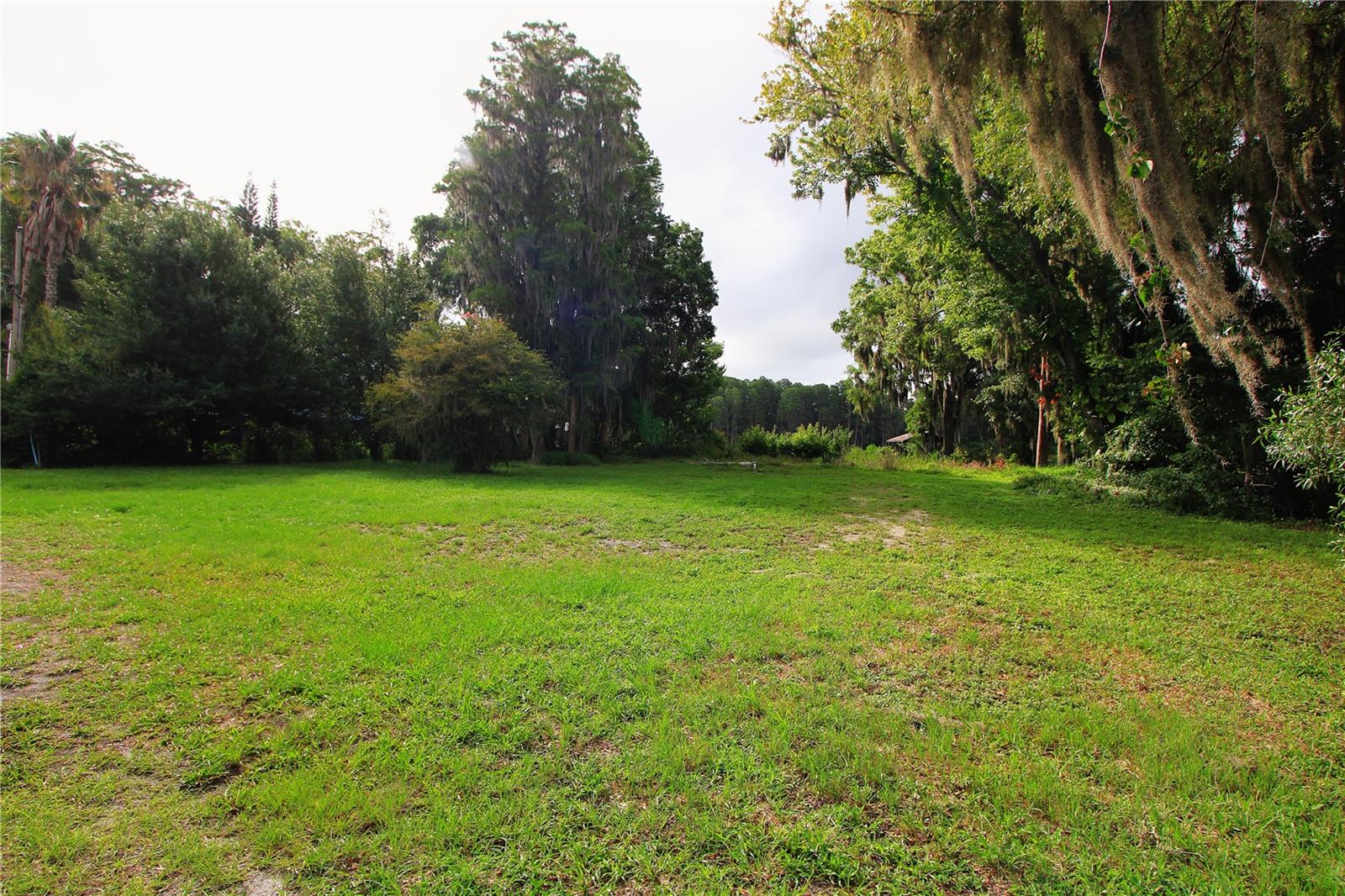 HOLIDAY CLUB - Land