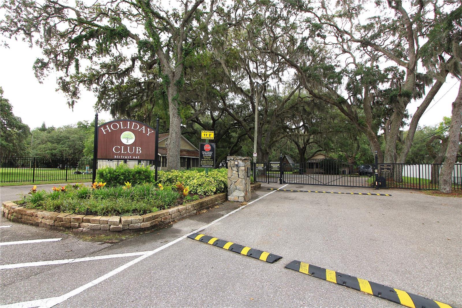 HOLIDAY CLUB - Land