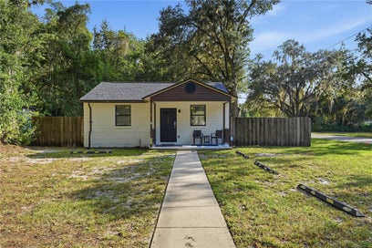 825 NW 19TH AVENUE GAINESVILLE FL 32609