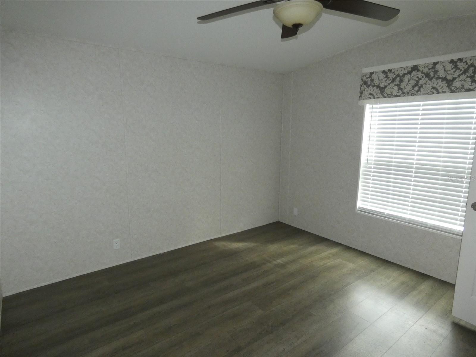 SUNSHINE PARK - Residential