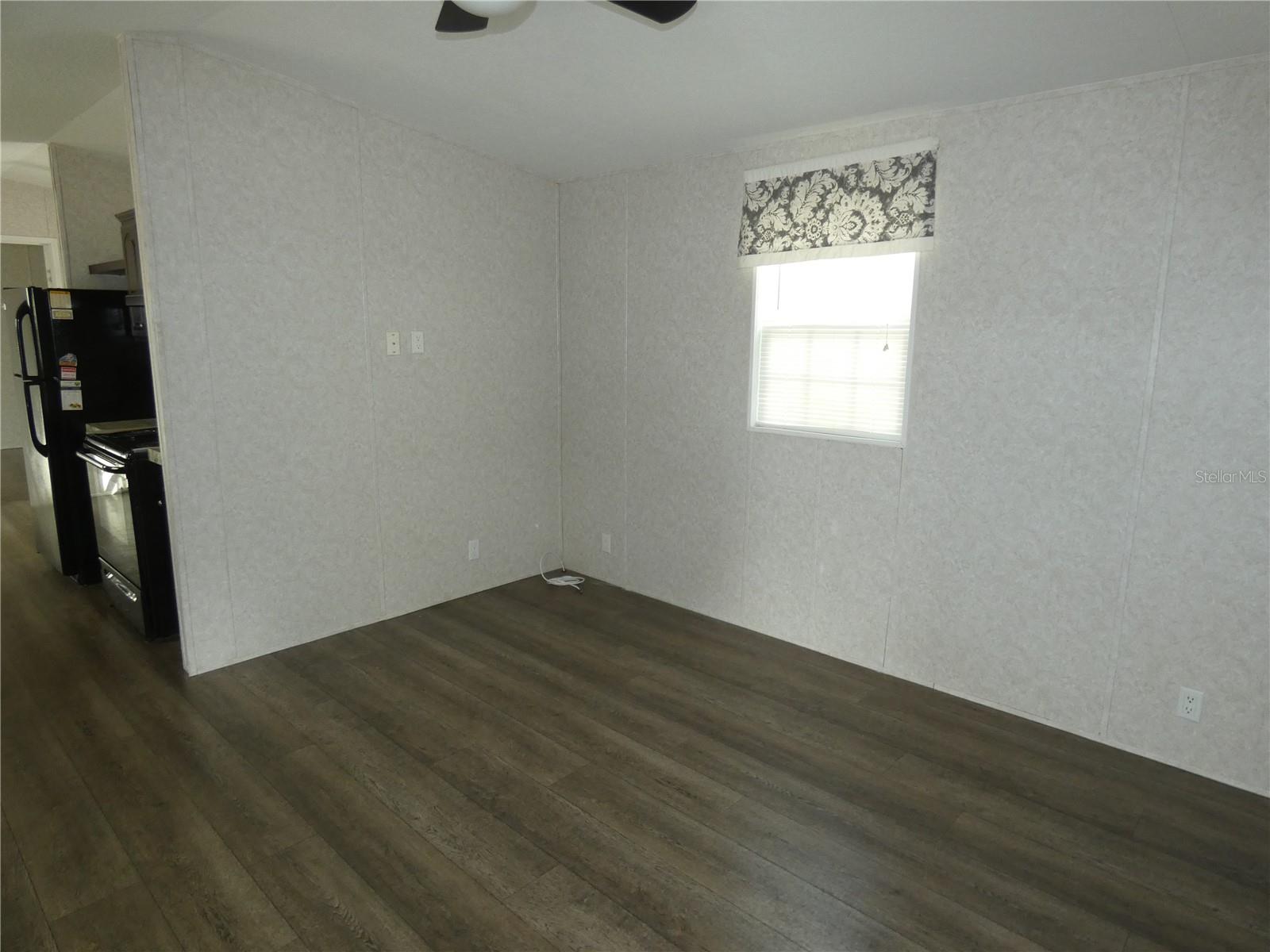 SUNSHINE PARK - Residential