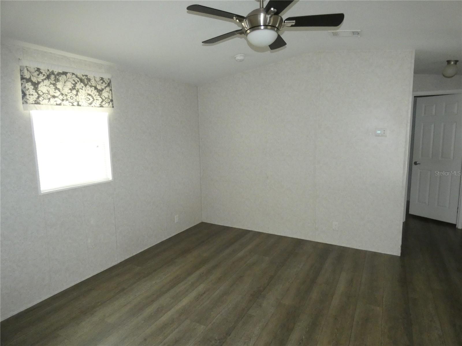SUNSHINE PARK - Residential