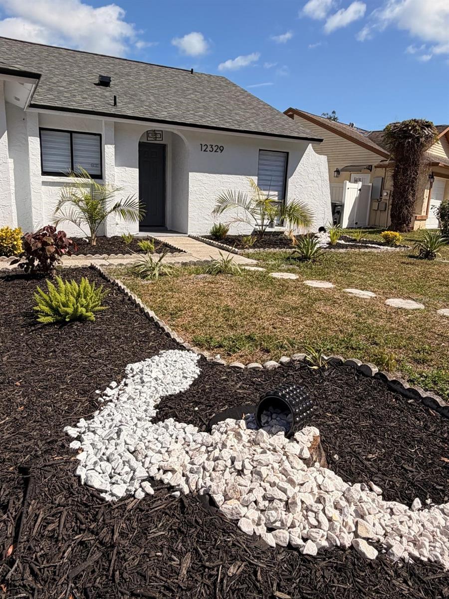 COUNTRY RUN UNIT II - Residential