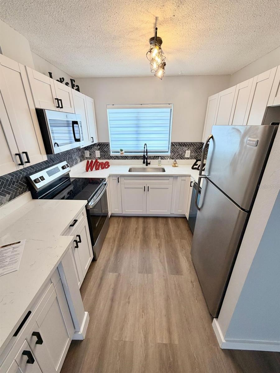 COUNTRY RUN UNIT II - Residential