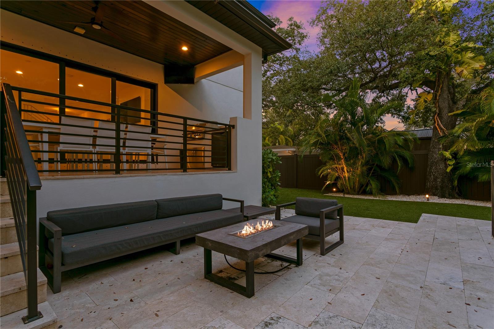 DAVIS ISLANDS PB10 PG52 TO 57 - Residential