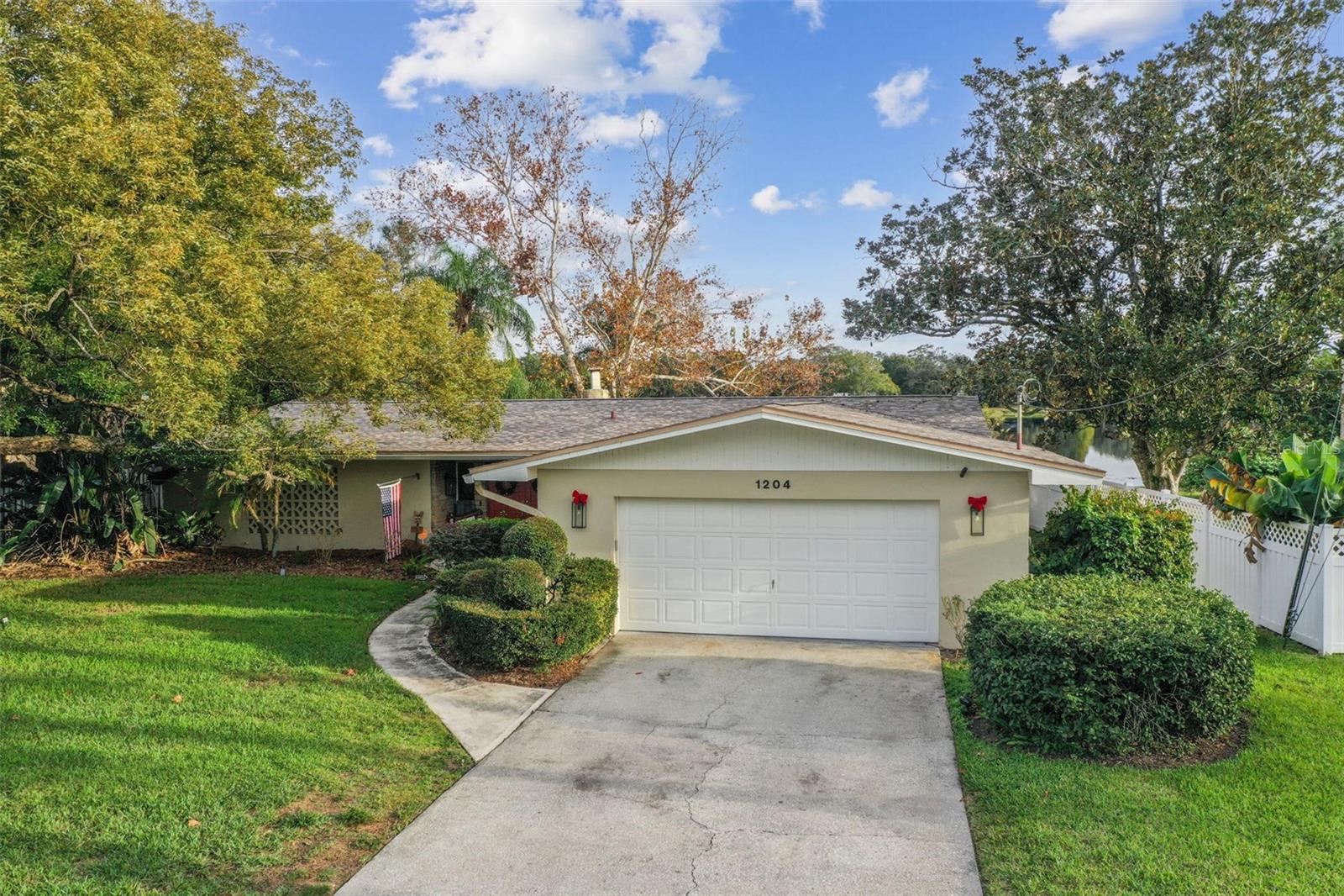 TAMPAS NORTH SIDE CNTRY CL - Residential