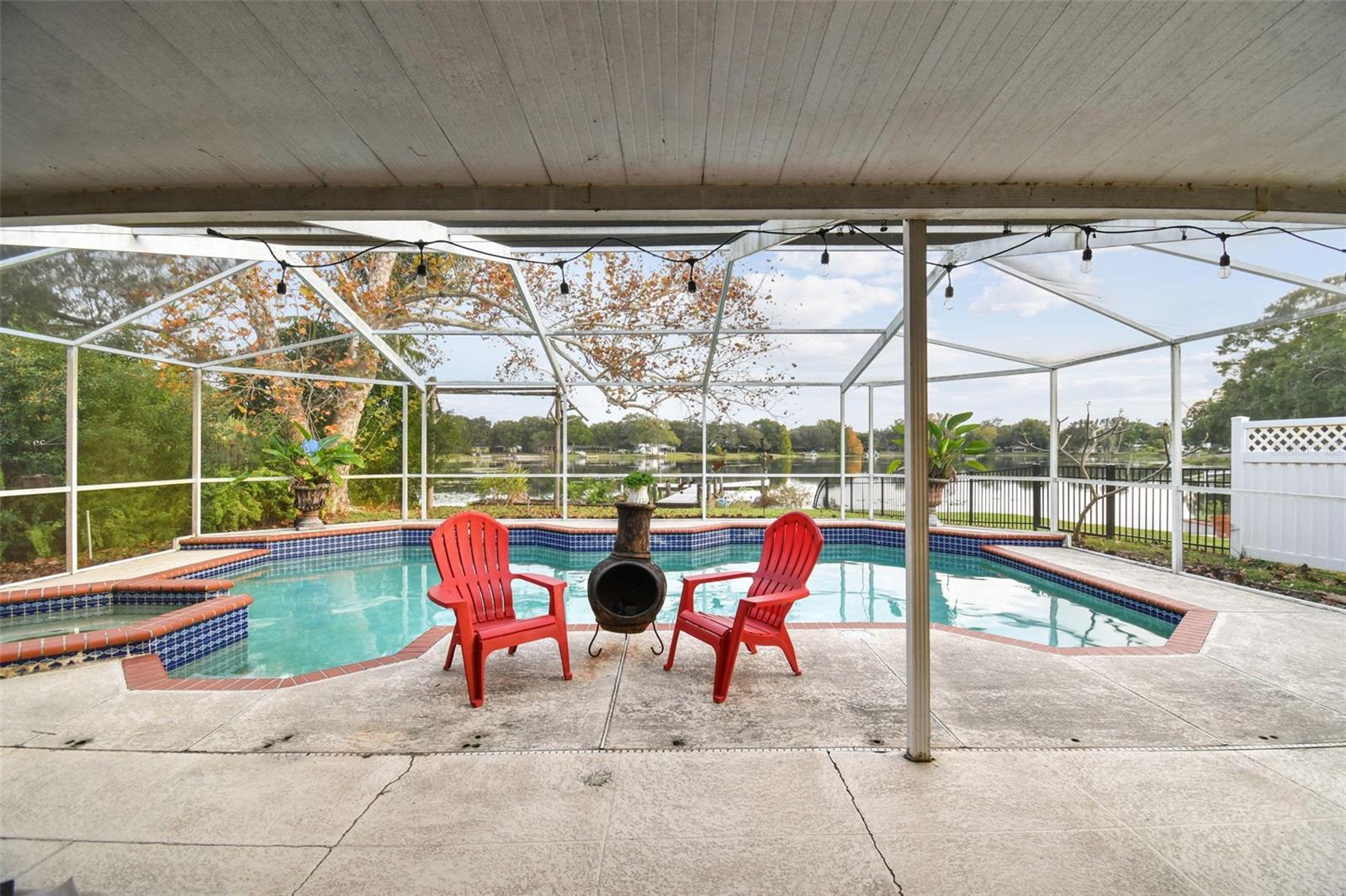 TAMPAS NORTH SIDE CNTRY CL - Residential