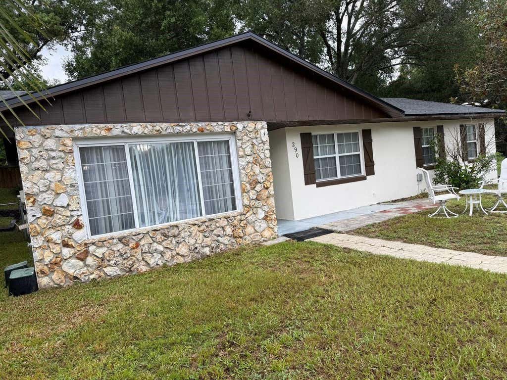 Photo of 290 Hillside Drive, Clermont, FL 34711 (MLS # O6431017)
