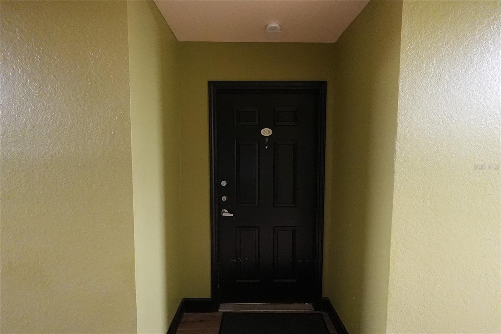 UPTOWN PLACE CONDO - Residential Lease