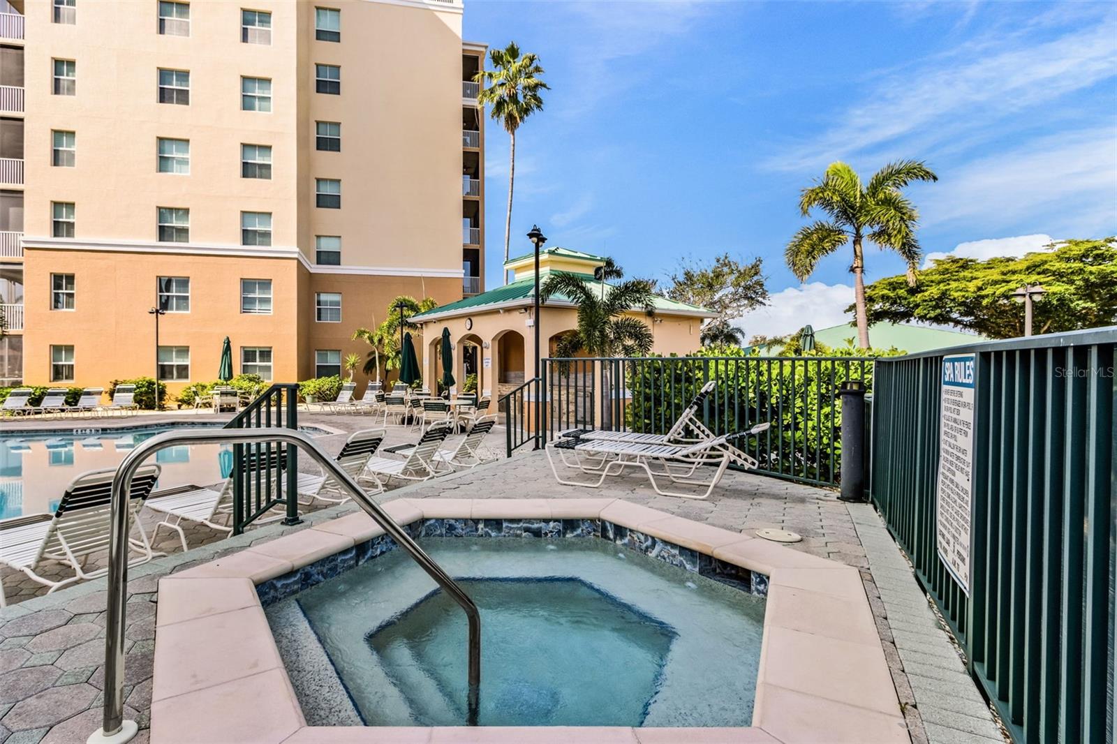 HARBOR TOWERS AT BURNT STORE - Residential