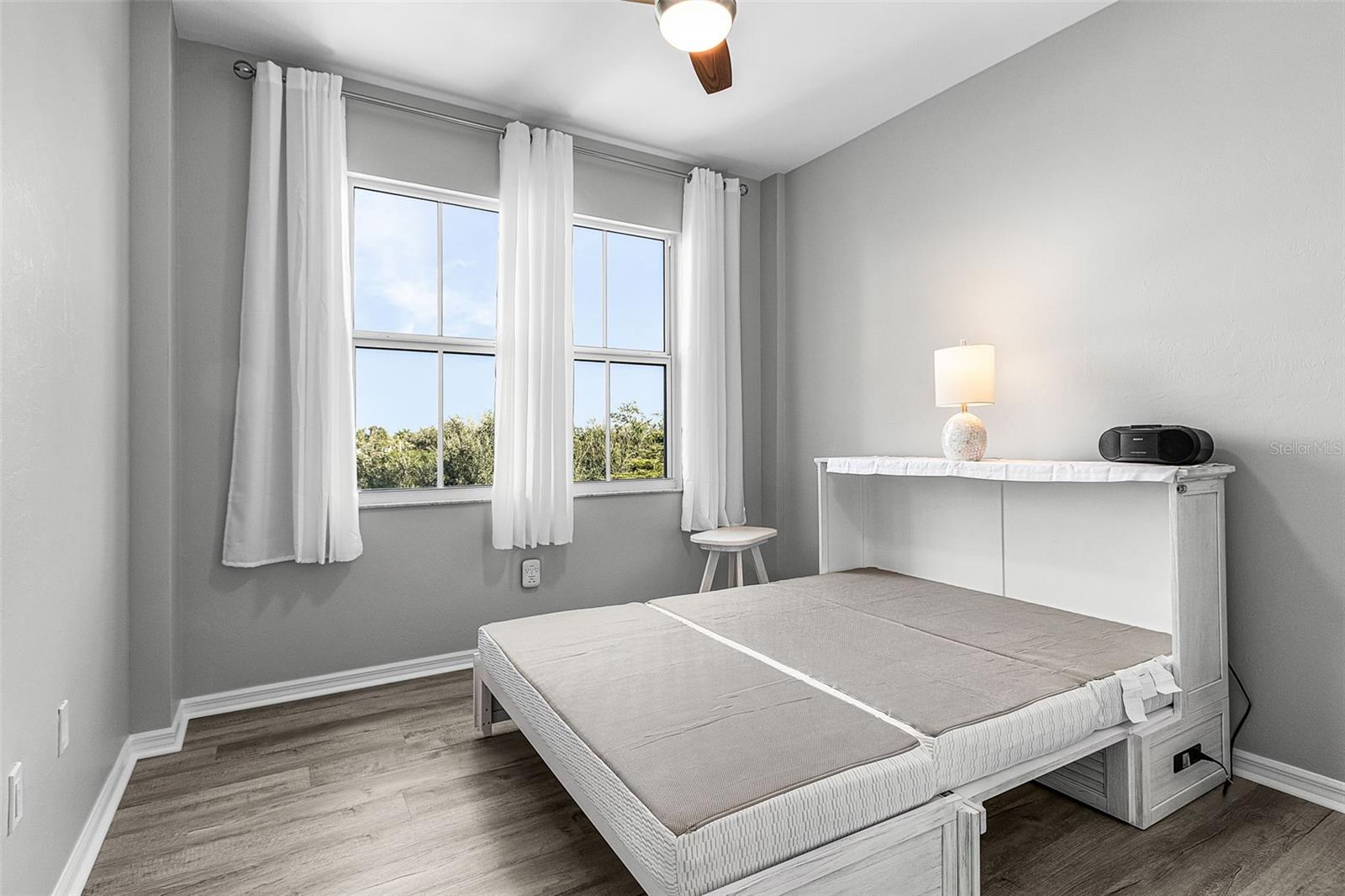 HARBOR TOWERS AT BURNT STORE - Residential