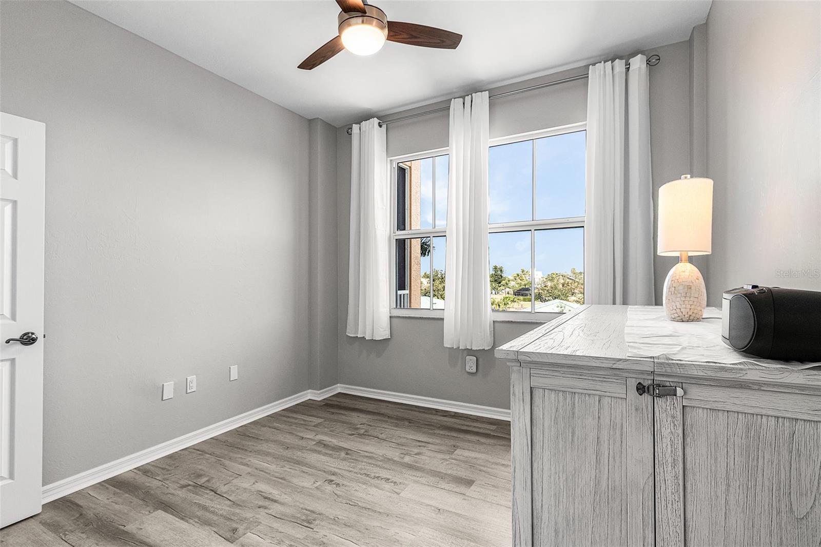 HARBOR TOWERS AT BURNT STORE - Residential