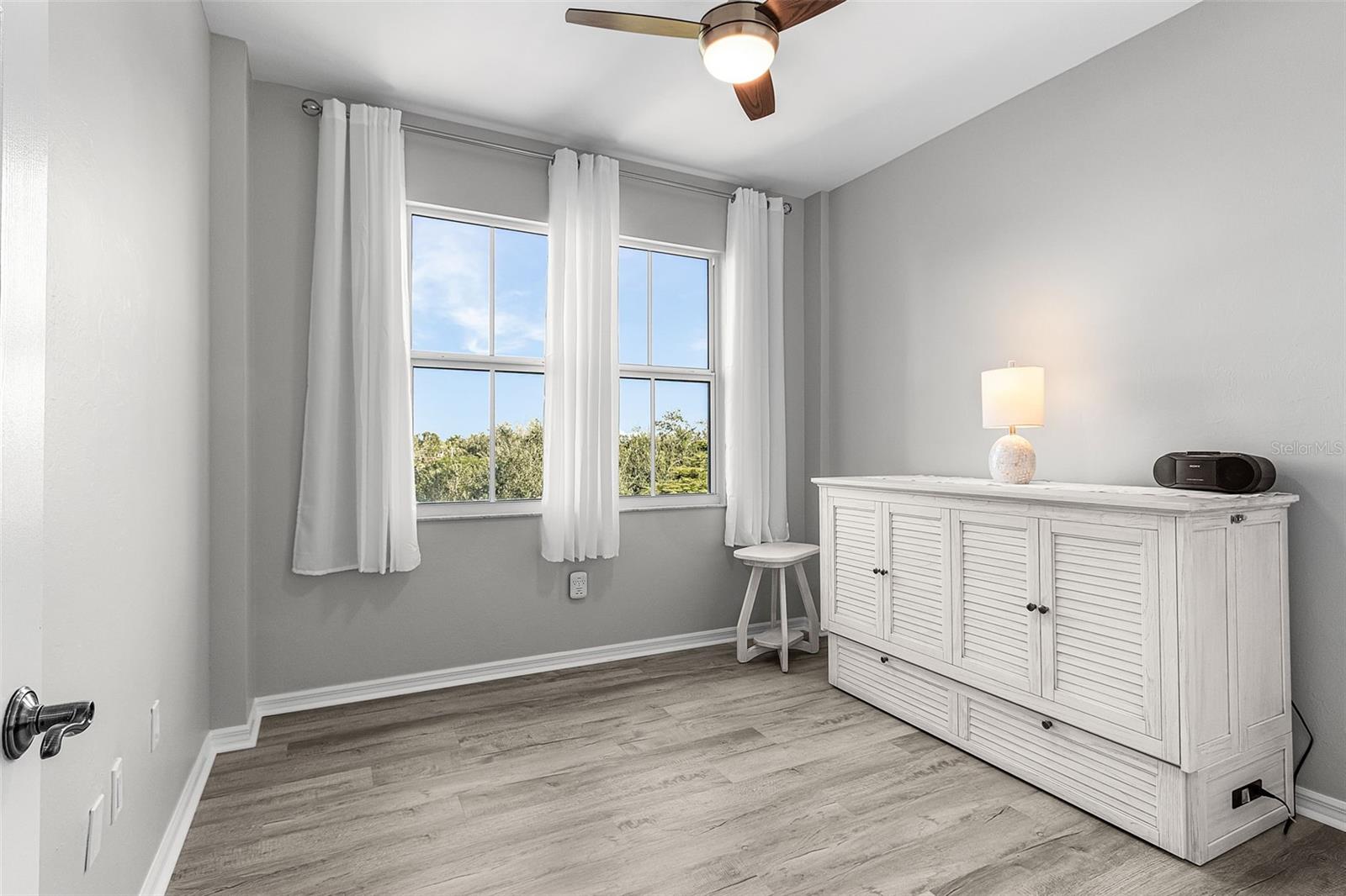 HARBOR TOWERS AT BURNT STORE - Residential