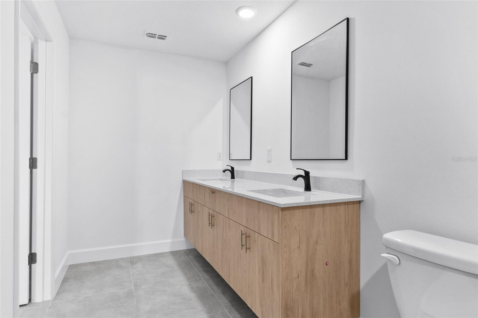 PORT MALABAR UNIT 46 - Residential Income