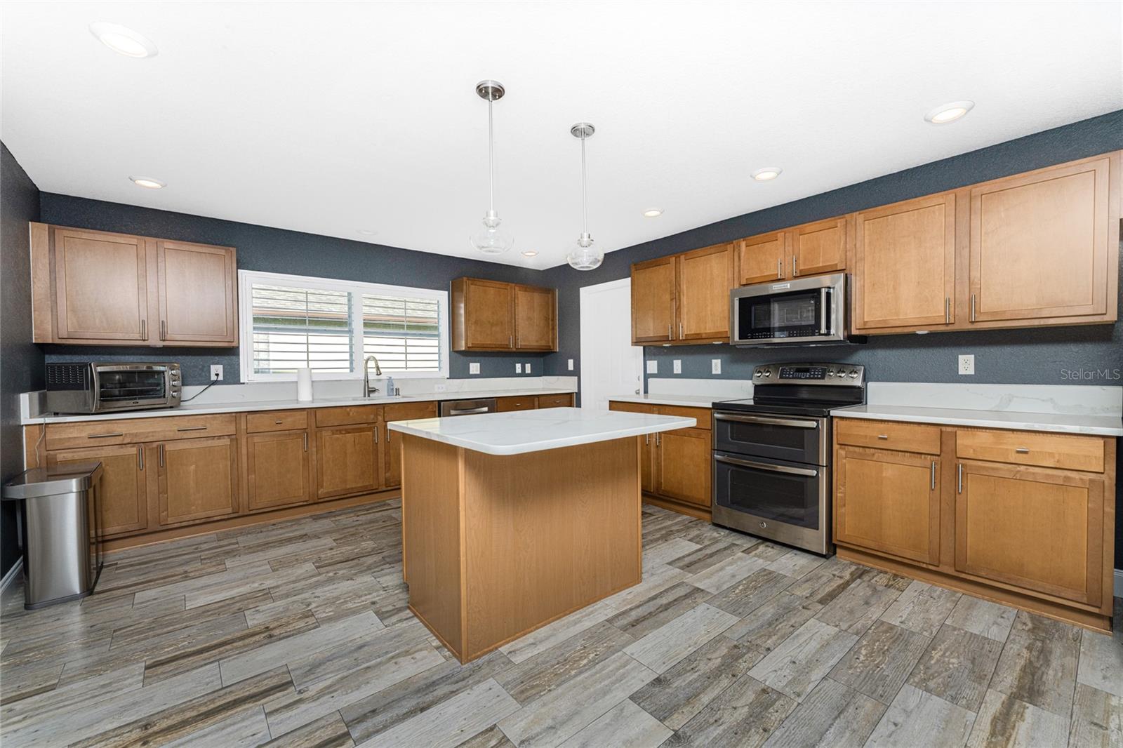 DEEP CREEK - Residential