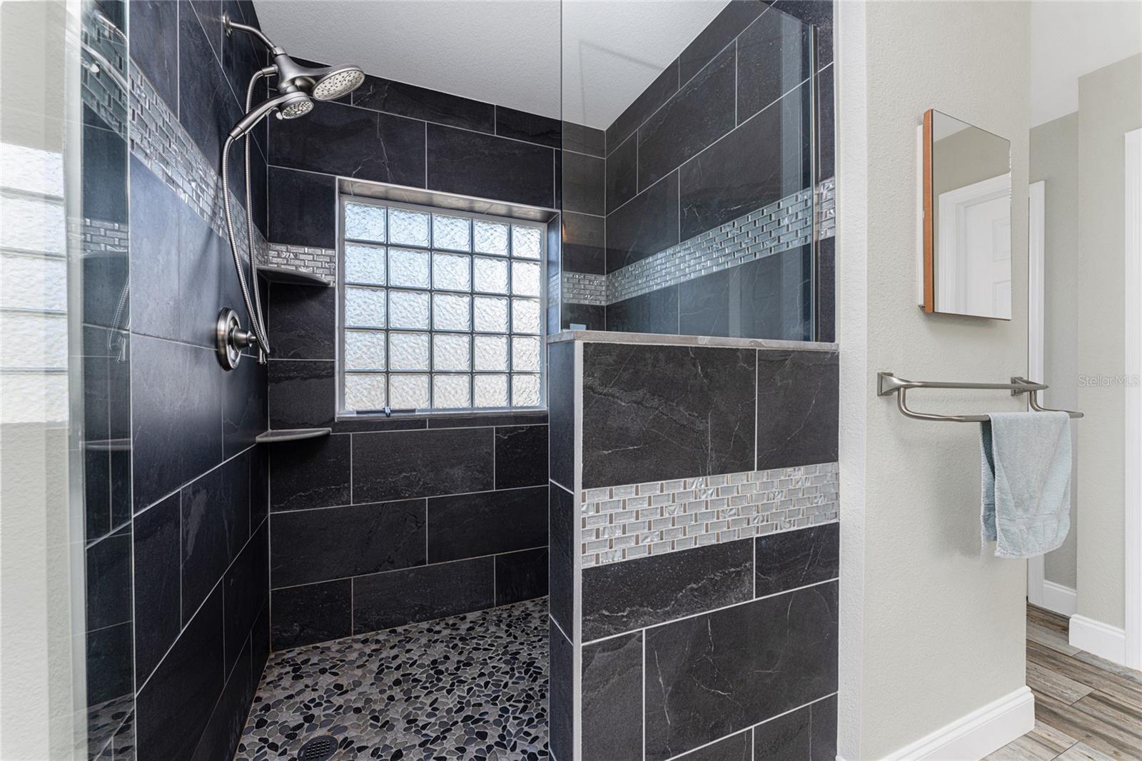 DEEP CREEK - Residential