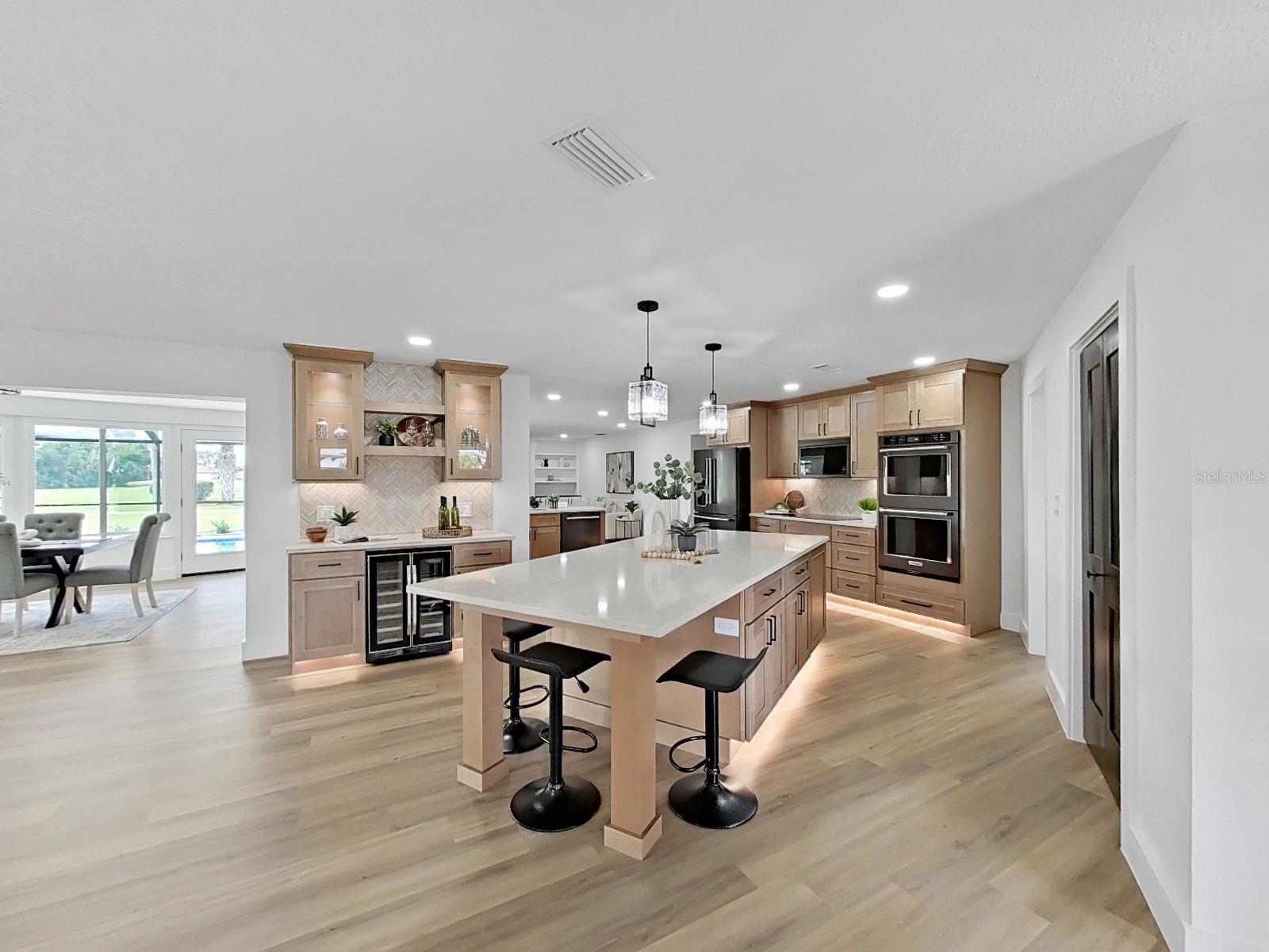 SEMINOLE LAKE GOLF & COUNTRY CLUB ESTATES - Residential