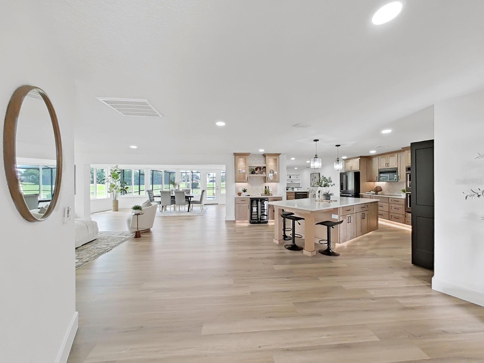 SEMINOLE LAKE GOLF & COUNTRY CLUB ESTATES - Residential