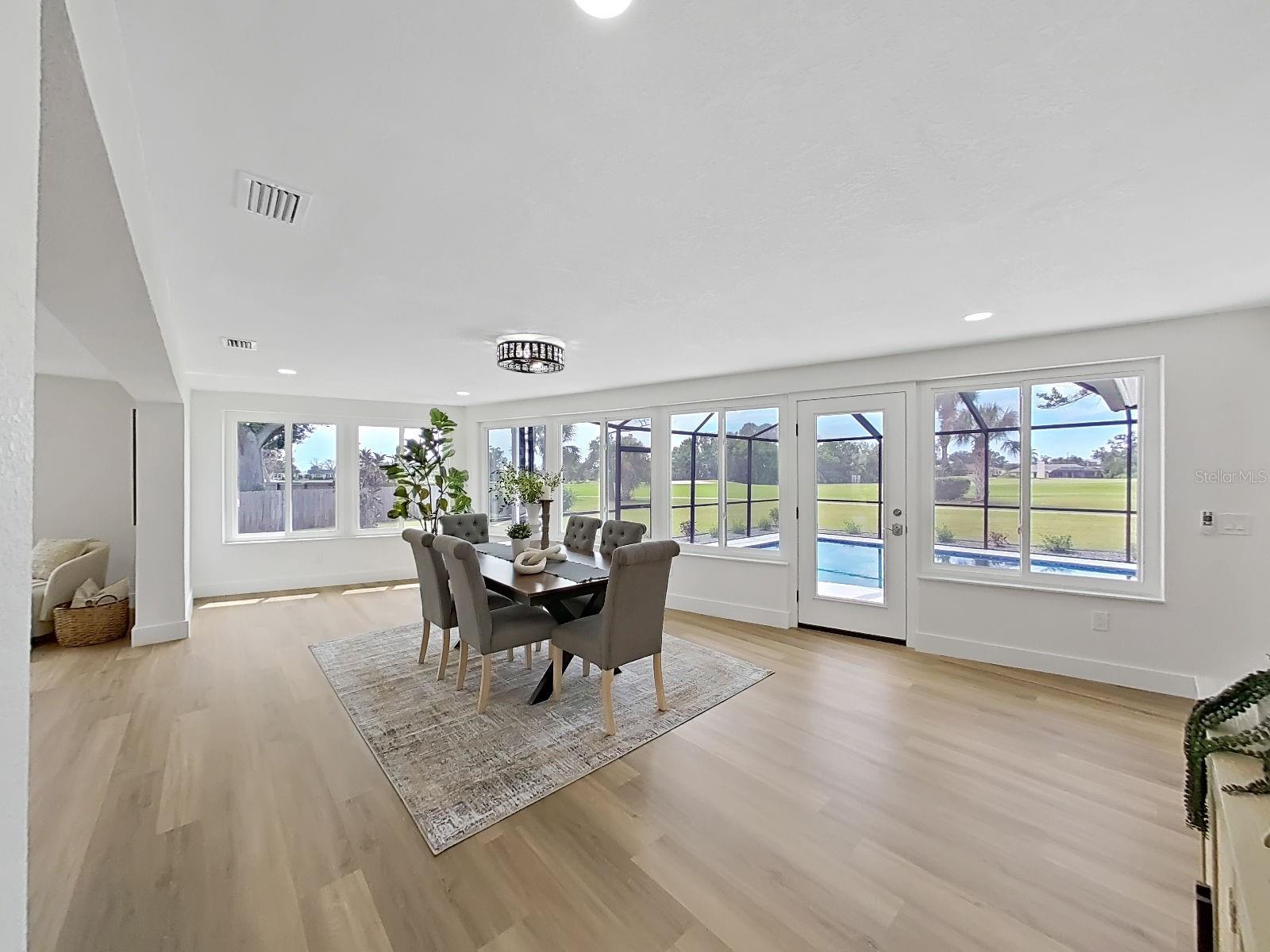 SEMINOLE LAKE GOLF & COUNTRY CLUB ESTATES - Residential