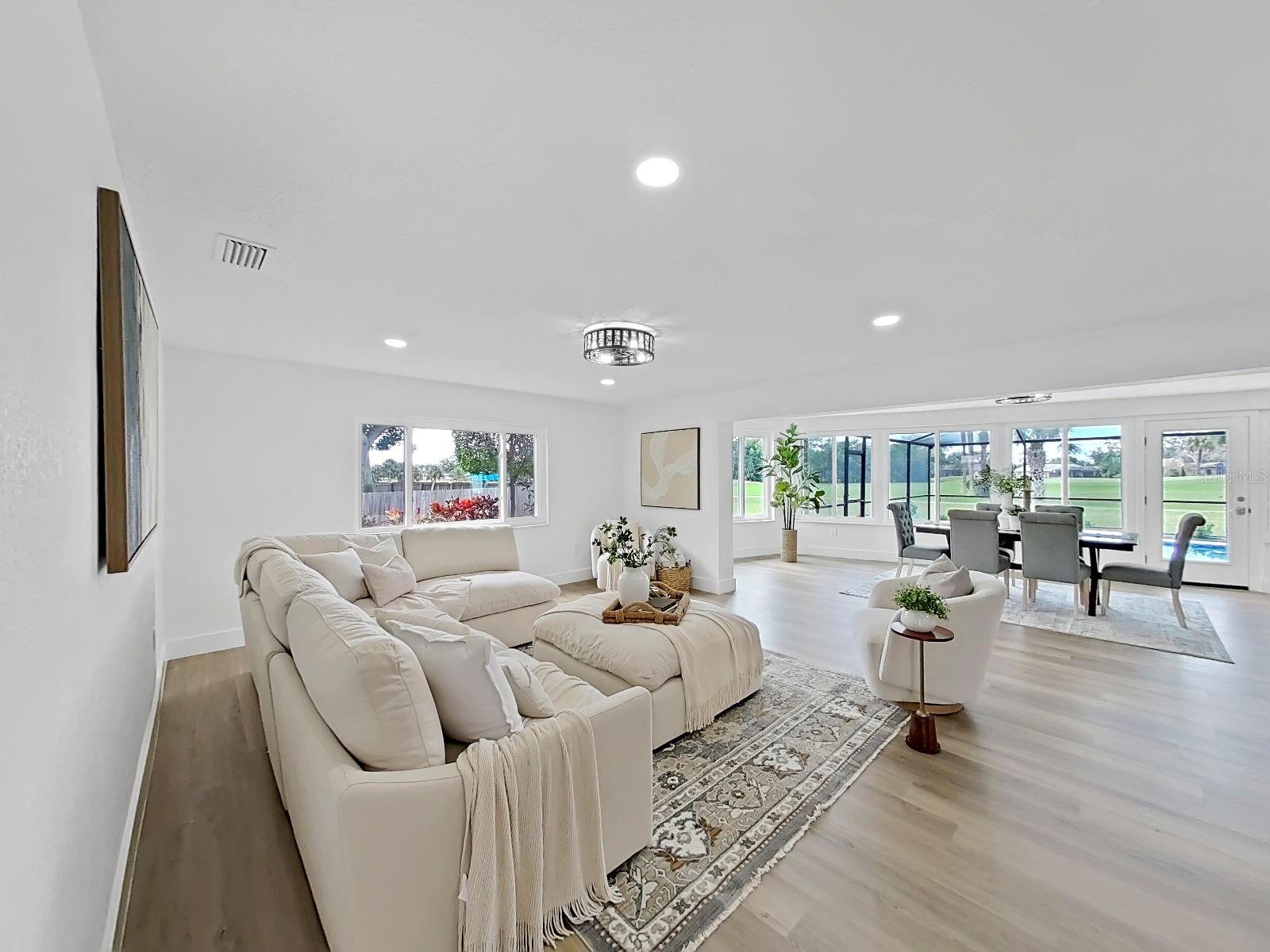 SEMINOLE LAKE GOLF & COUNTRY CLUB ESTATES - Residential