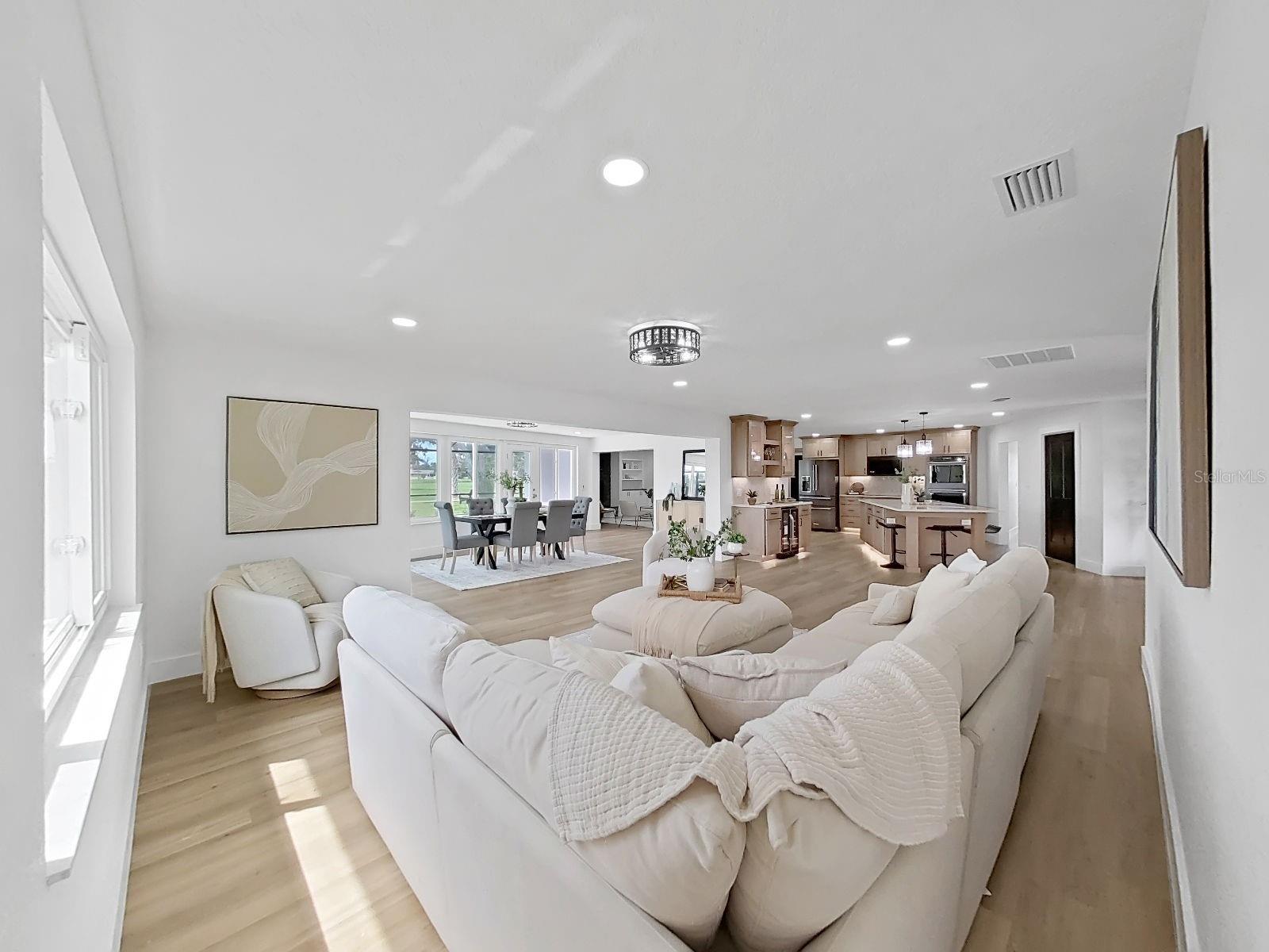SEMINOLE LAKE GOLF & COUNTRY CLUB ESTATES - Residential