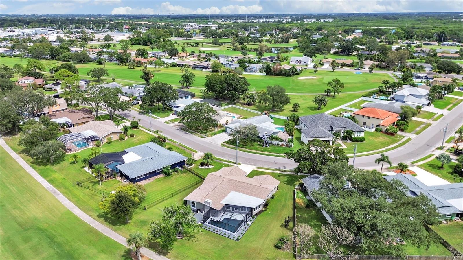 SEMINOLE LAKE GOLF & COUNTRY CLUB ESTATES - Residential
