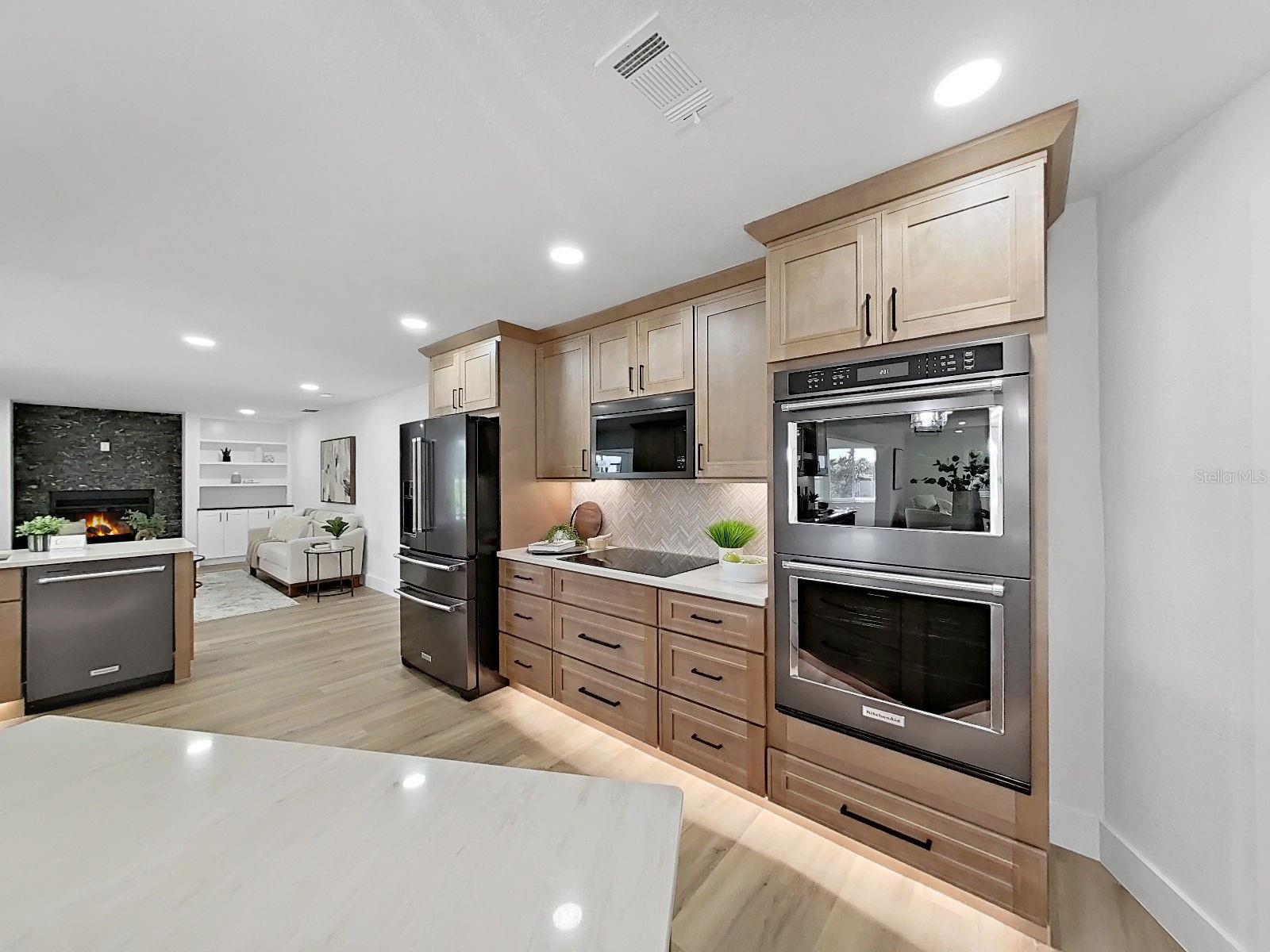 SEMINOLE LAKE GOLF & COUNTRY CLUB ESTATES - Residential