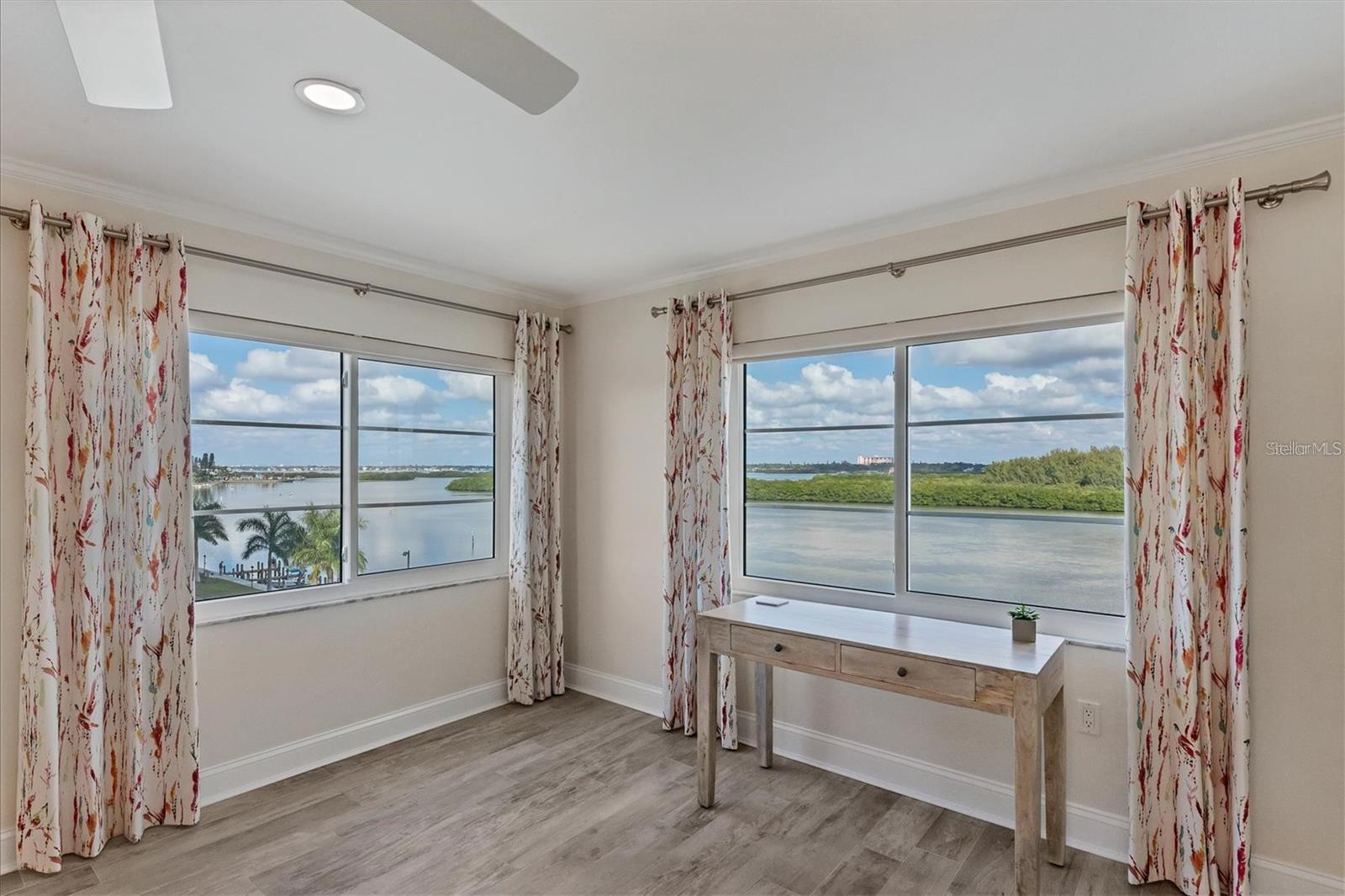 POINTE ON MIDNIGHT PASS - Residential Lease
