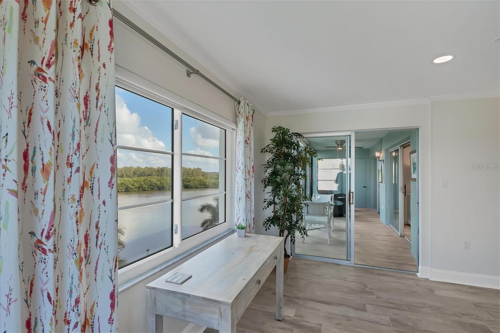 POINTE ON MIDNIGHT PASS - Residential Lease