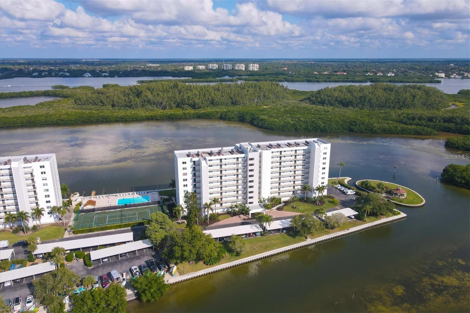 POINTE ON MIDNIGHT PASS - Residential Lease