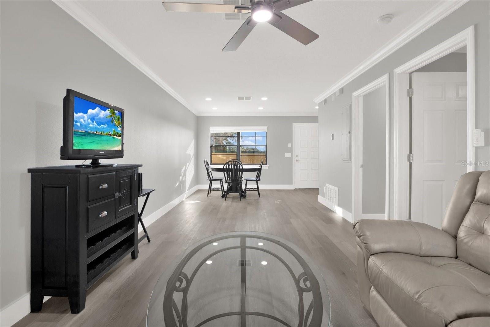 YARDARM CONDO PH I - Residential Lease