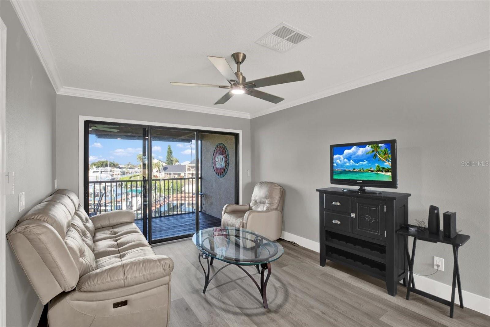 YARDARM CONDO PH I - Residential Lease