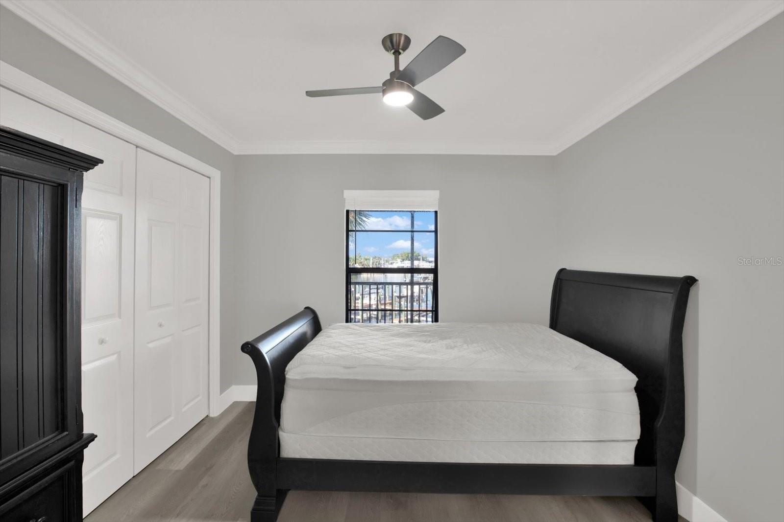 YARDARM CONDO PH I - Residential Lease