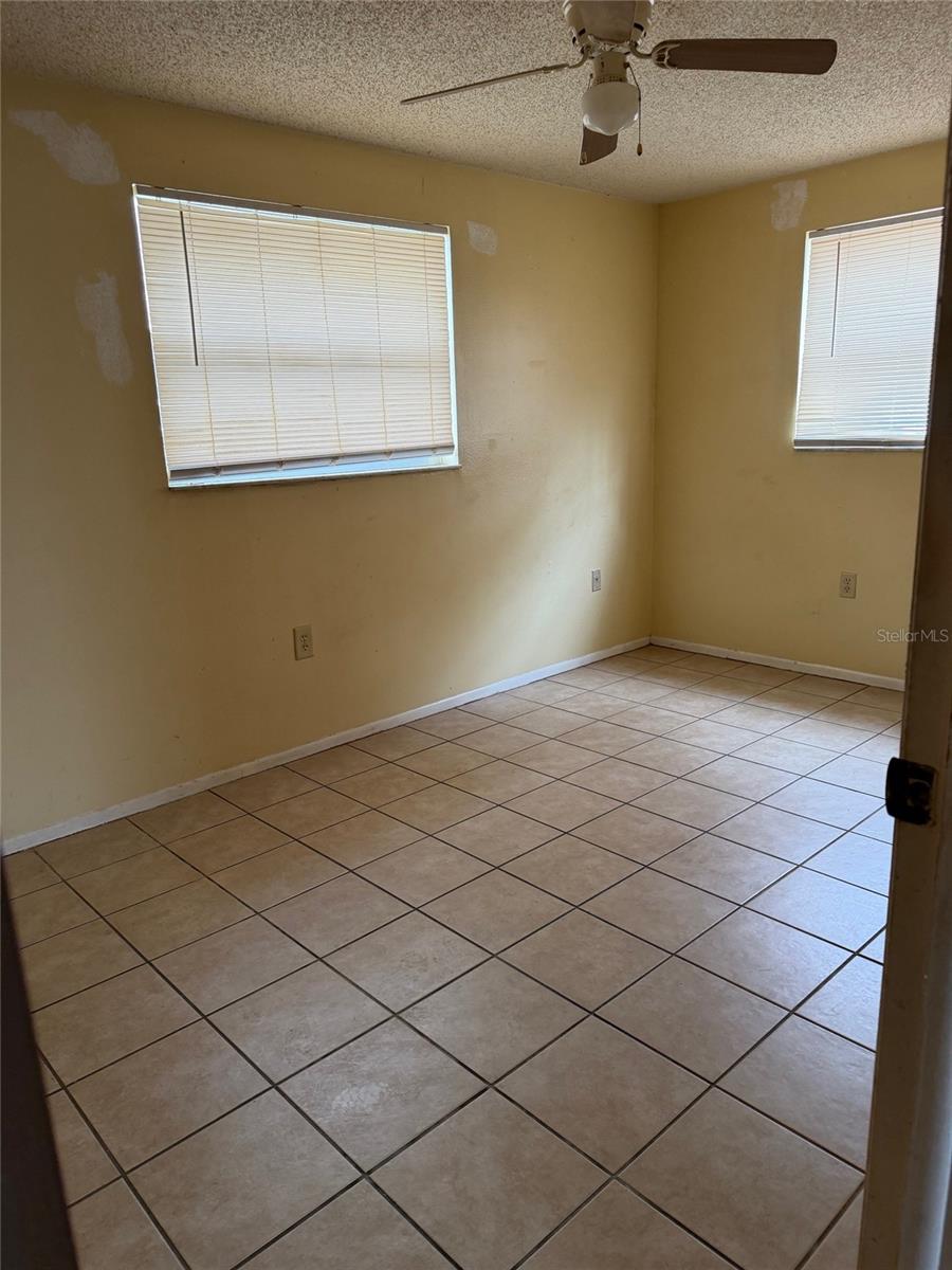 LAKEWOOD ESTATES - Residential